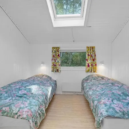 3 Bedroom Cozy In *